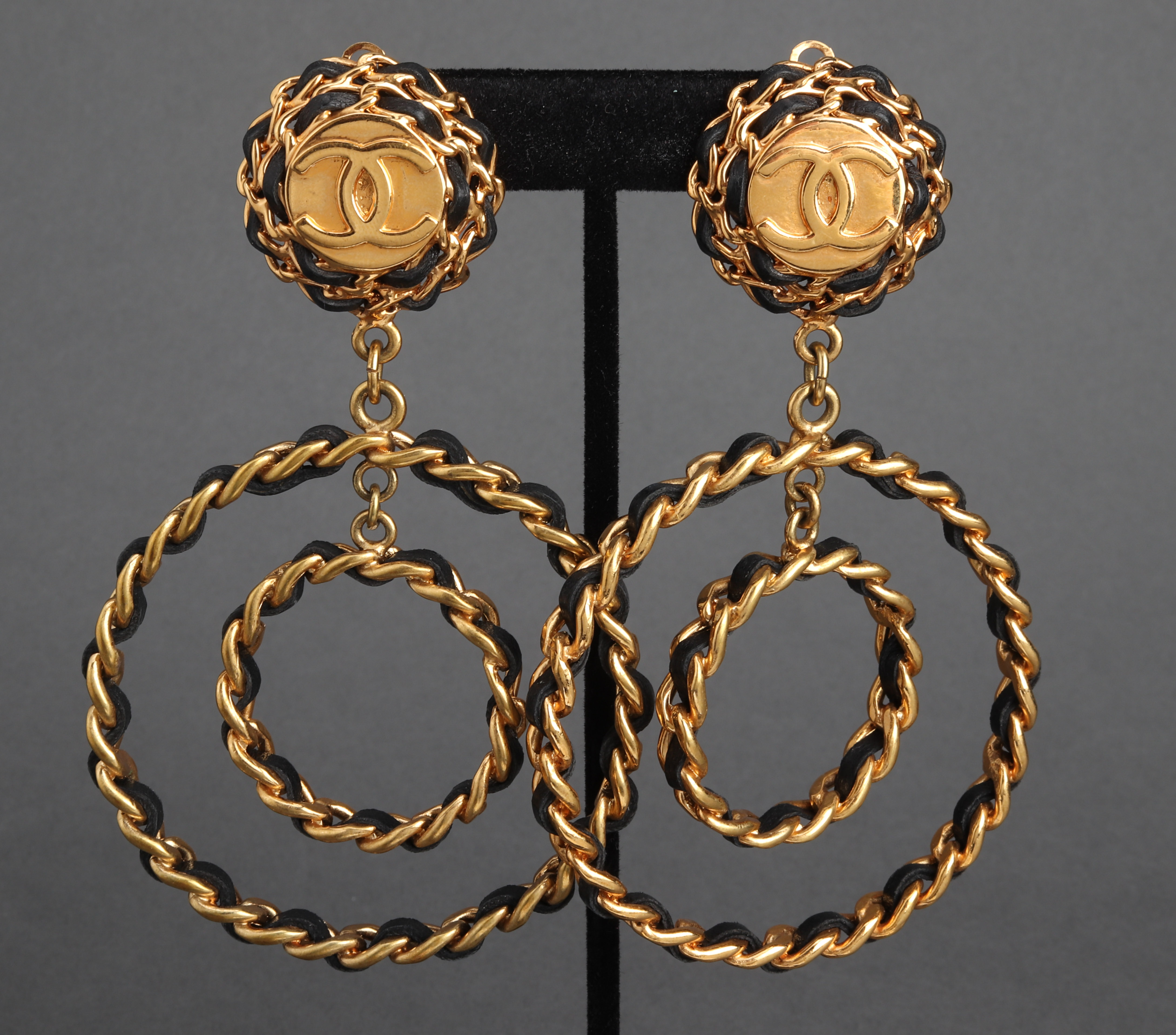 CHANEL DOUBLE HOOP LAMBSKIN