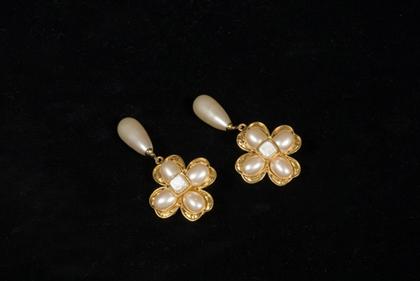 Chanel four-leaf clover and