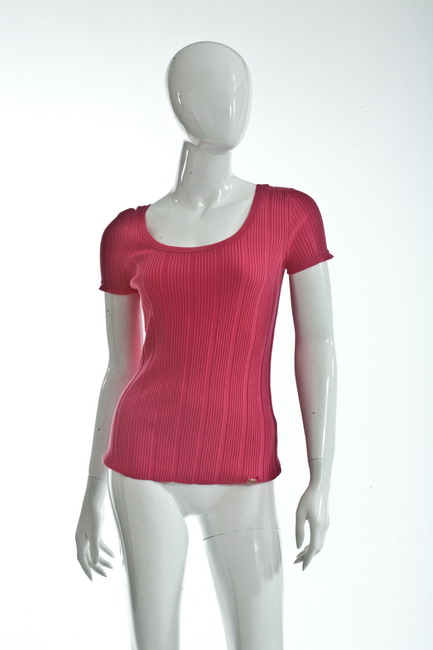 CHANEL FUSCHIA COTTON TOP. Spring