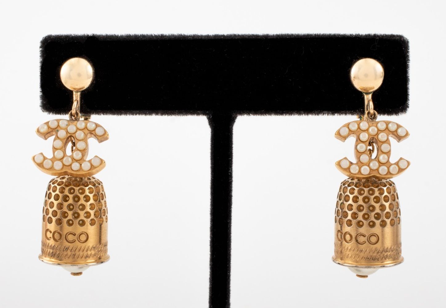 CHANEL GOLD FILLED THIMBLE DROP