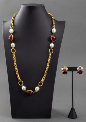 CHANEL GOLD-TONE GRIPOIX GLASS