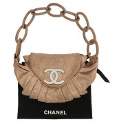 CHANEL LEATHER SHOULDER BAG WI