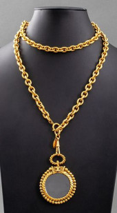 CHANEL MAGNIFYING LOUPE PENDAN