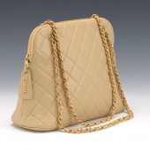 CHANEL MATELASSE LAMBSKIN LEAT
