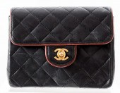 CHANEL NAVY BLUE QUILTED LEATH