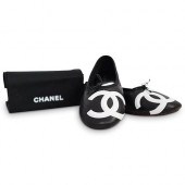 CHANEL NOIR SWAN LAMBSKIN BALL