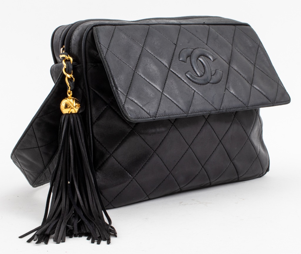 CHANEL QUILTED BLACK LEATHER