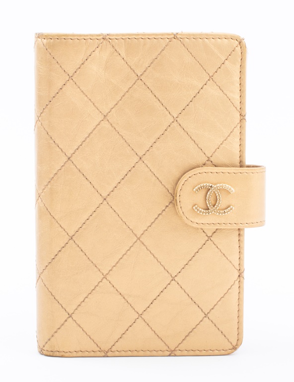 CHANEL QUILTED GOLD-TONE LEATHER