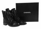 Chanel quilted suede combat bo