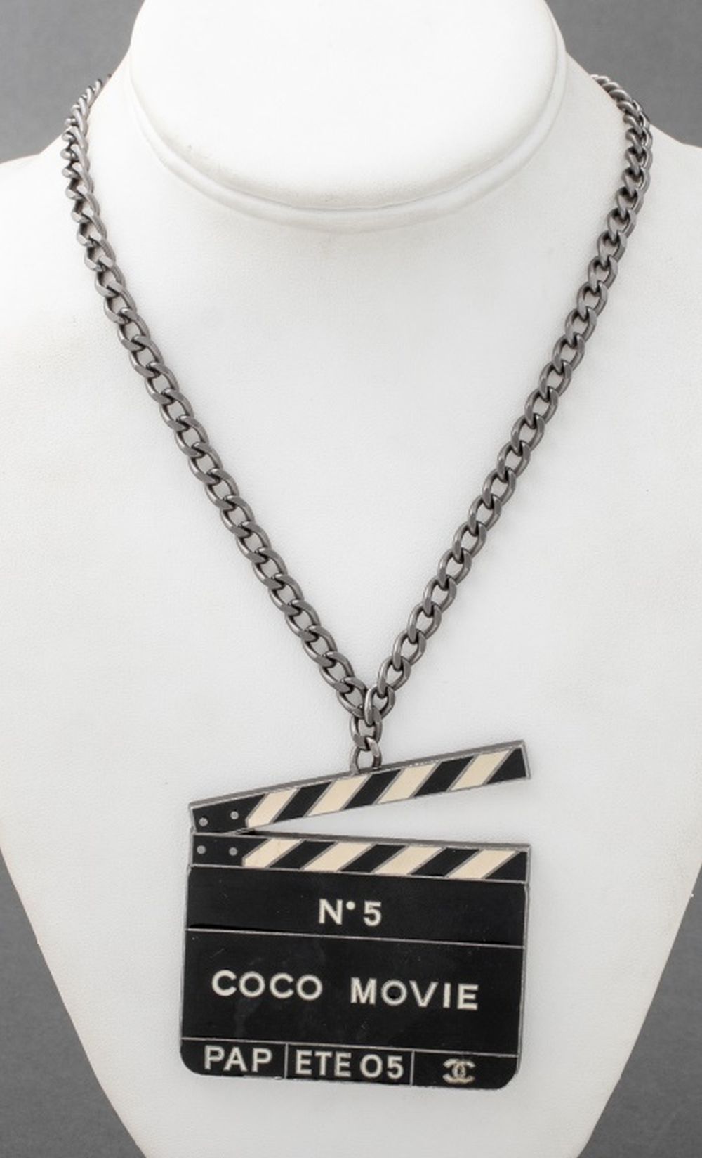 CHANEL RUNWAY ENAMEL "COCO MOVIE"