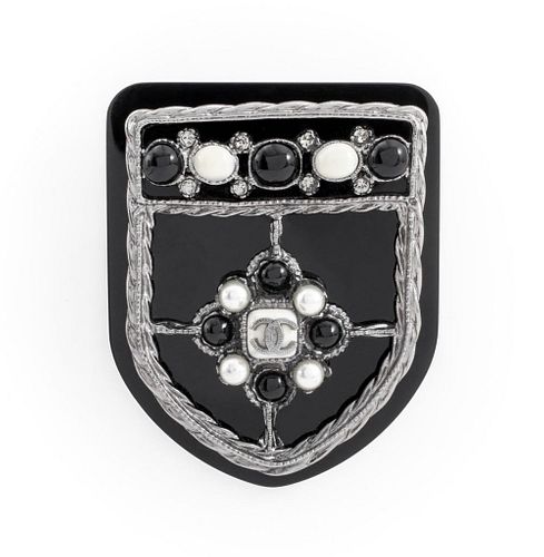 CHANEL RUNWAY FAUX PEARL MOUNTED