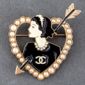 CHANEL RUNWAY GOLD-TONE ENAMEL