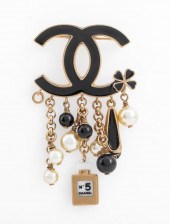CHANEL RUNWAY LUCKY CHARM PIN