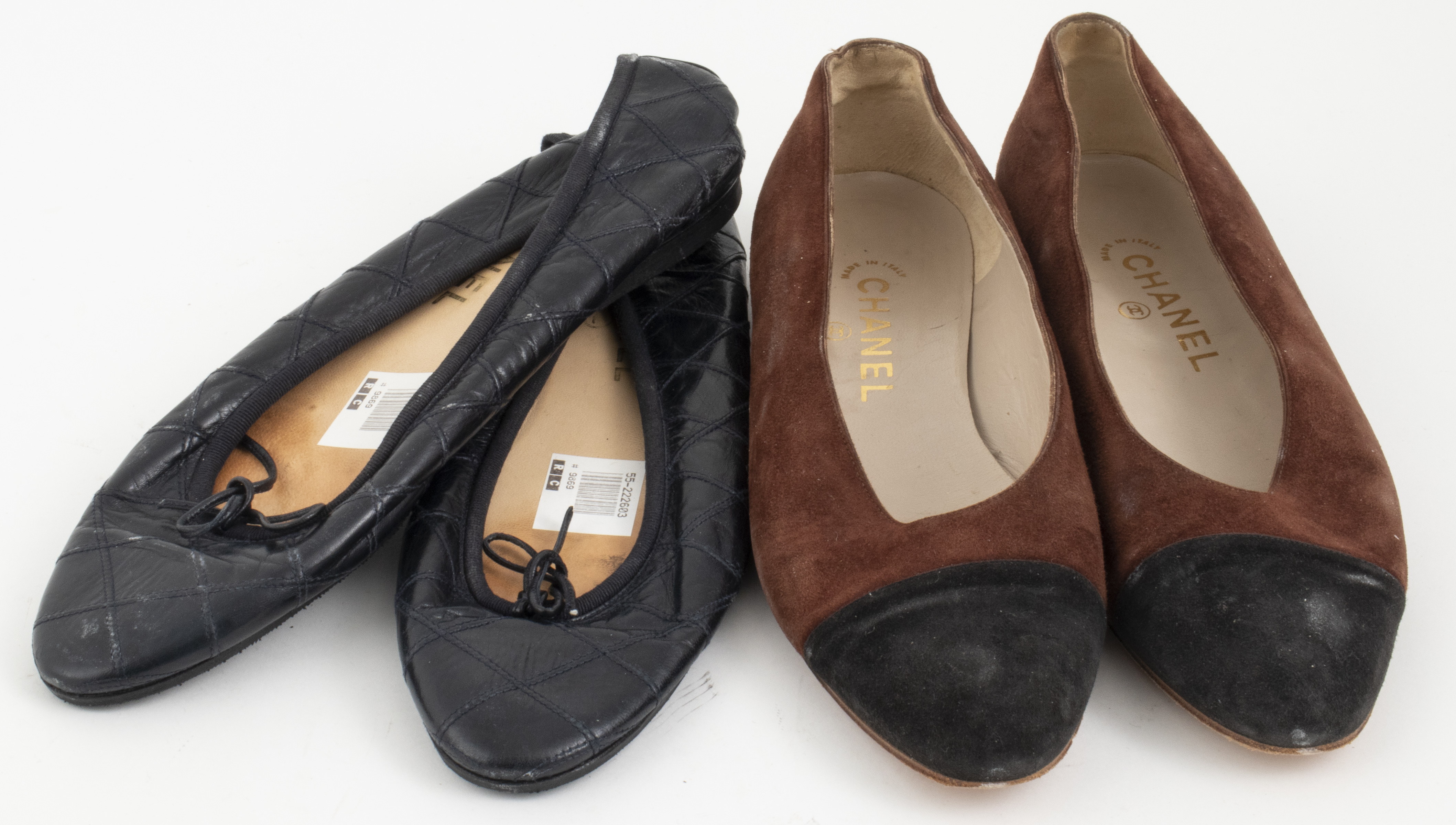CHANEL SUEDE TWO TONE FLATS & BLACK