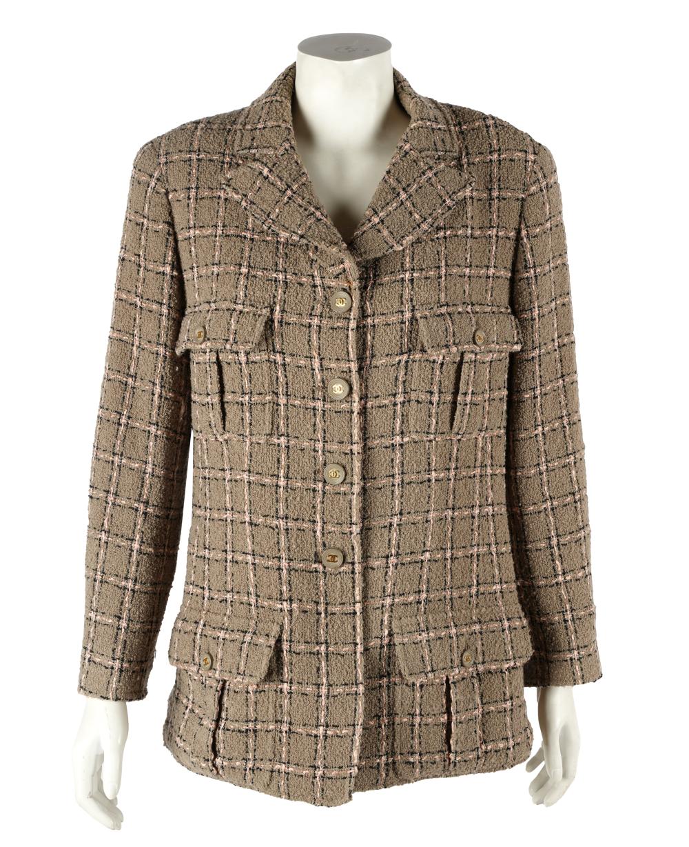 CHANEL TWEED JACKETwith label;