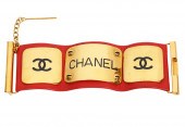 CHANEL VINTAGE LEATHER CC LOGO