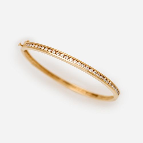 CHANNEL SET DIAMOND HINGED BRACELET