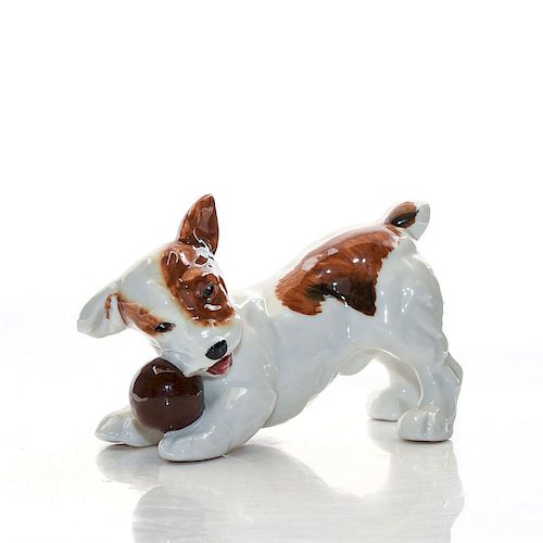 CHARACTER DOG WITH BALL HN1103 -