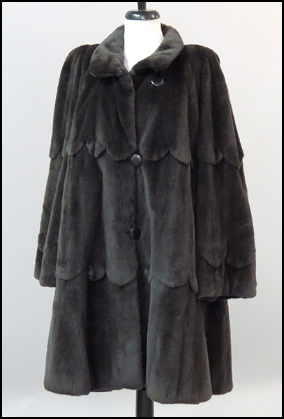 CHARCOAL SHEARED MINK REVERSABLE