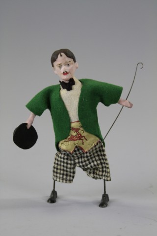 CHARLIE CHAPLIN WALKING FIGURE C.