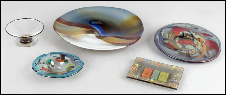 CHARLIE MEAKER STUDIO GLASS