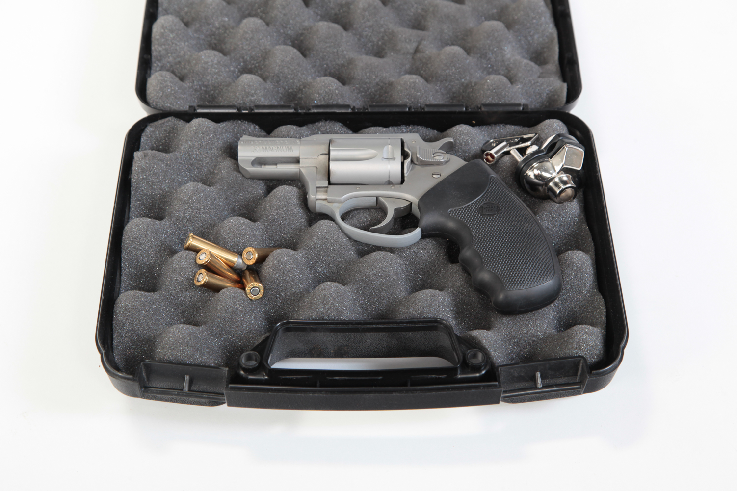 CHARTER ARMS UNDERCOVERETTE .32 MAG