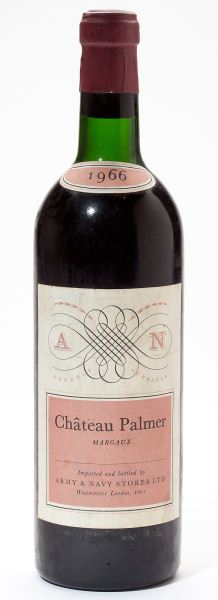 Chateau PalmerMargaux19661 bottlehs