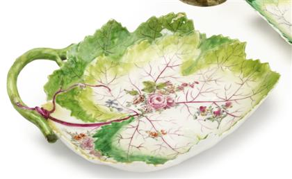 Chelsea leaf form porcelain dish