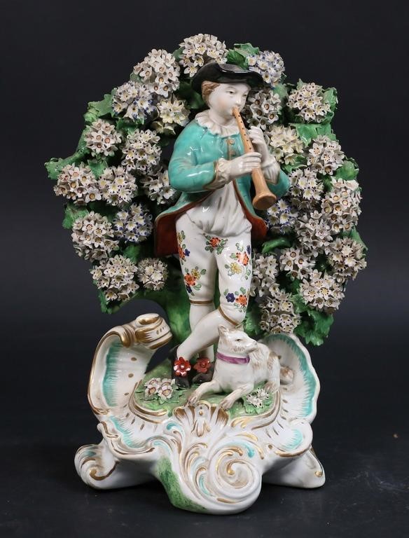 CHELSEA PORCELAIN BOCAGE MUSICIAN