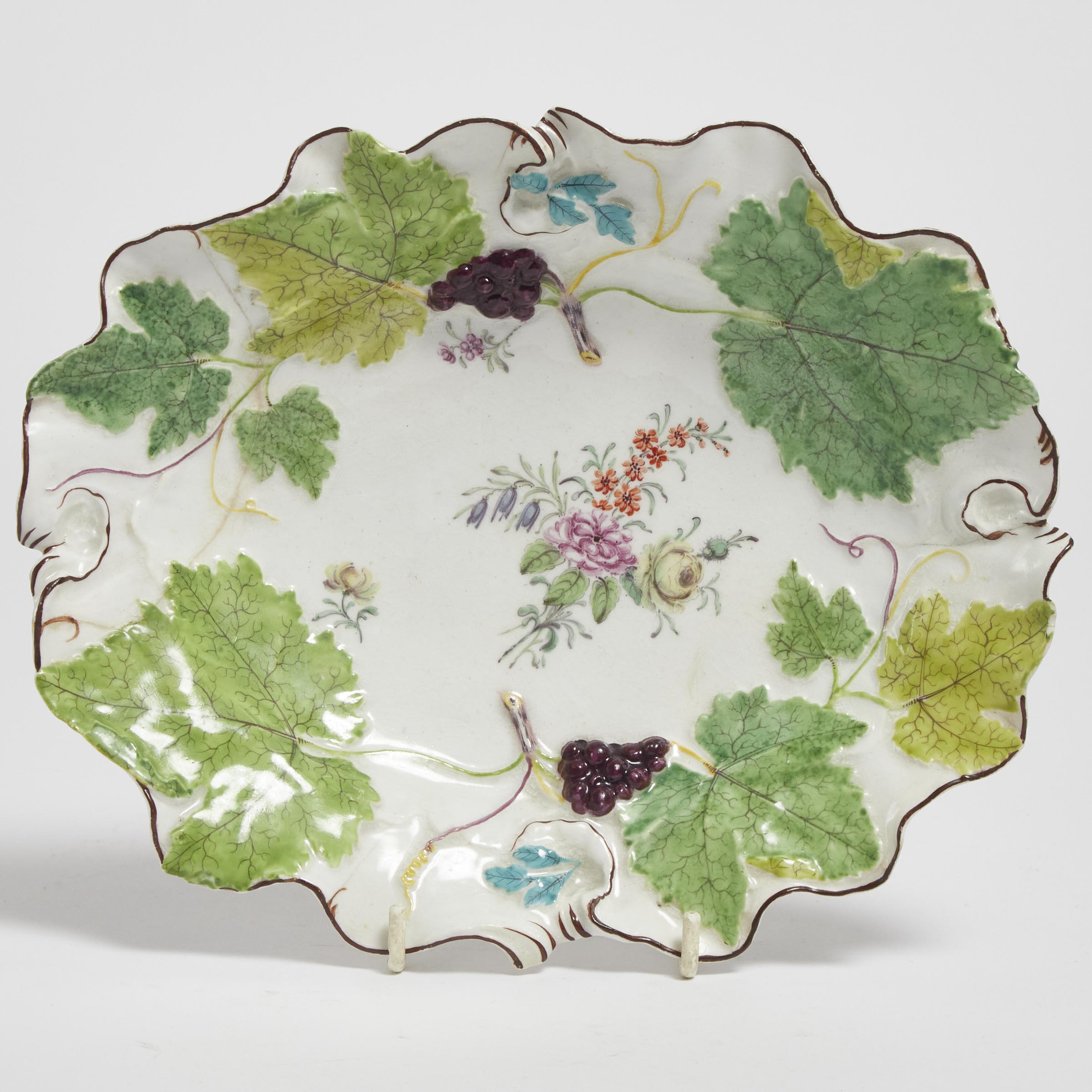 Chelsea Shaped and Moulded Oval