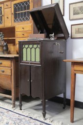 CHENEY TALKING MACHINE VICTROL
