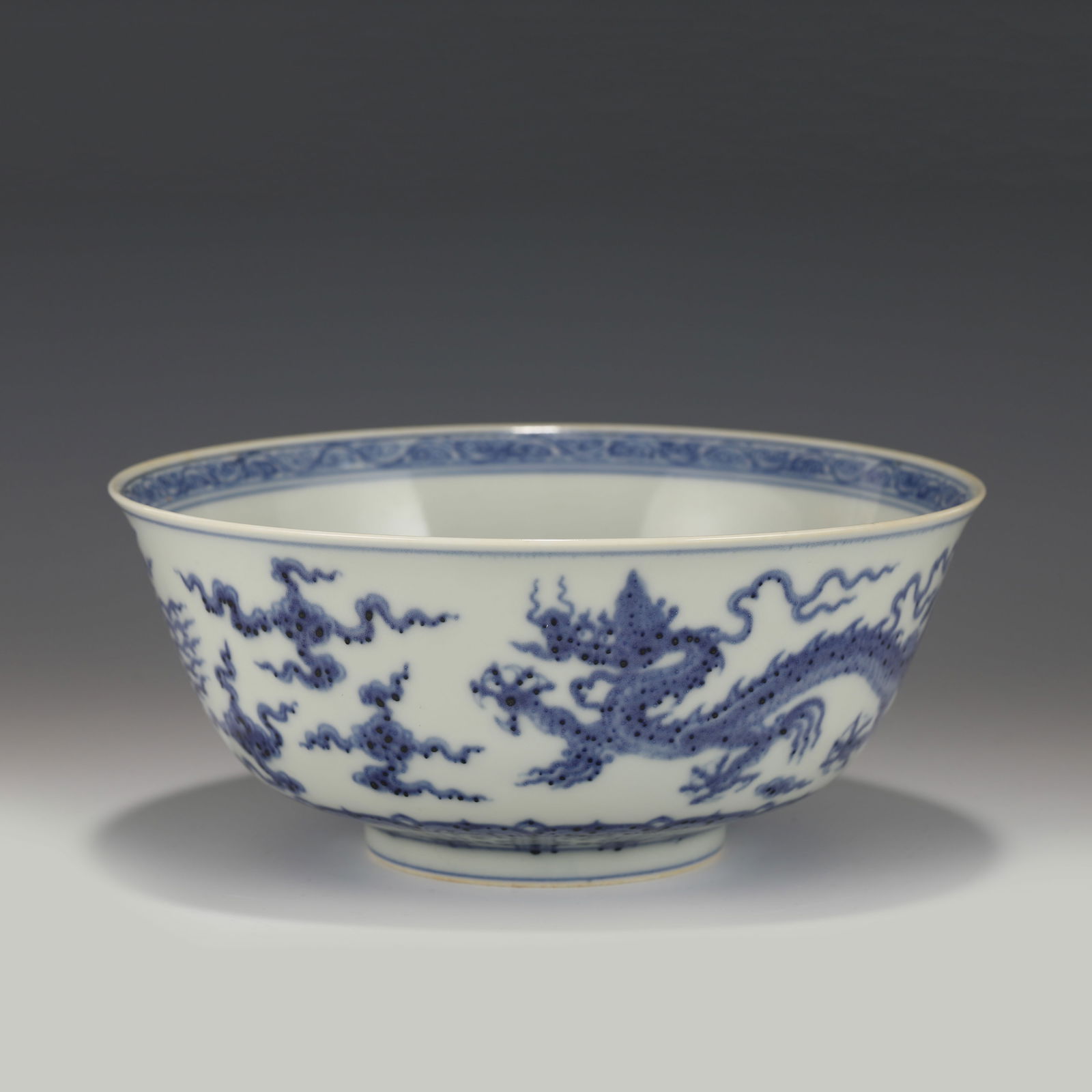 CHENGHUA BLUE & WHITE DRAGON