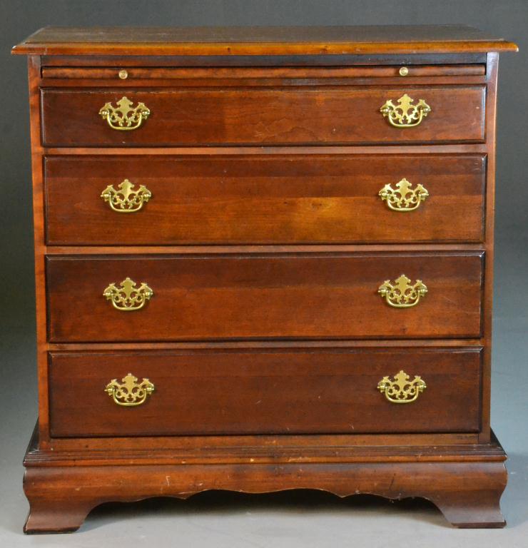 Cherry 4-Drawer ChestFour drawers