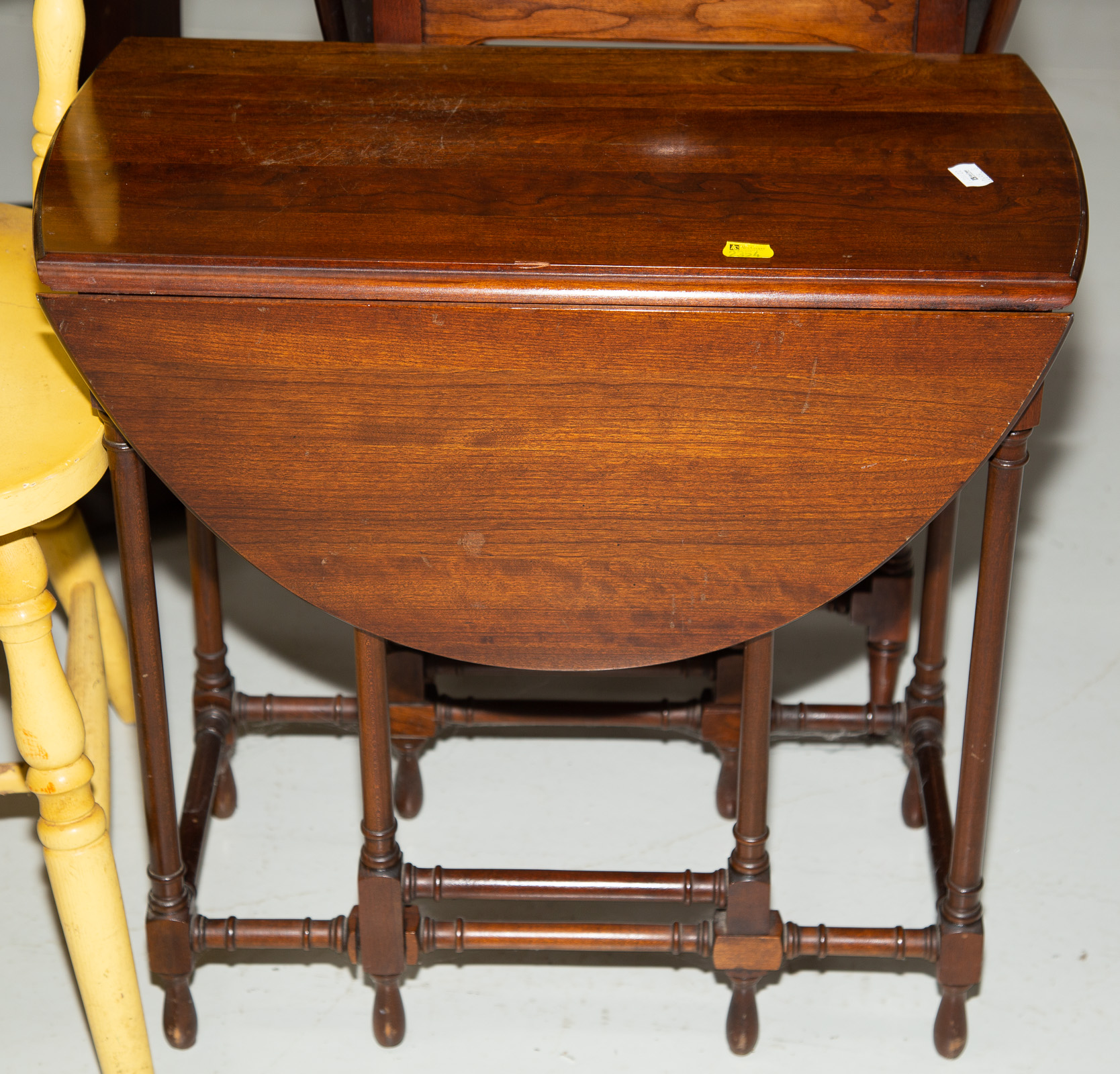 CHERRY DROP LEAF OCCASIONAL TABLE