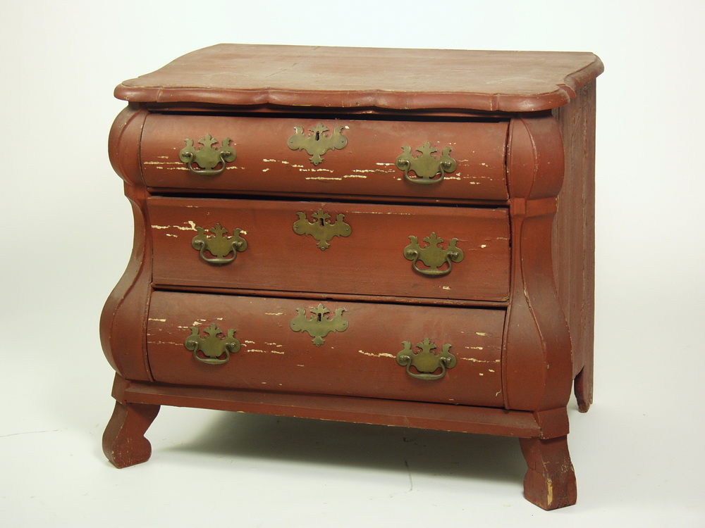 CHEST - 18th c. diminutive Dutch