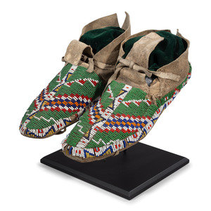Cheyenne Beaded Hide Moccasins ca