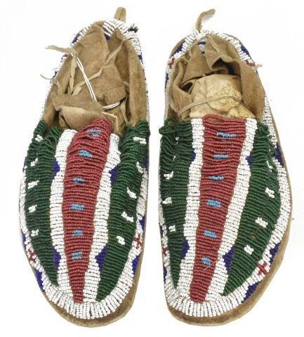 CHEYENNE OR LAKOTA BEADED