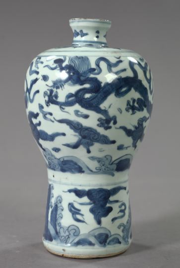 Ch'ien Lung Blue and White