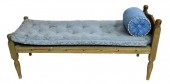 CHILD'S BED OR LOW POST DAYBED