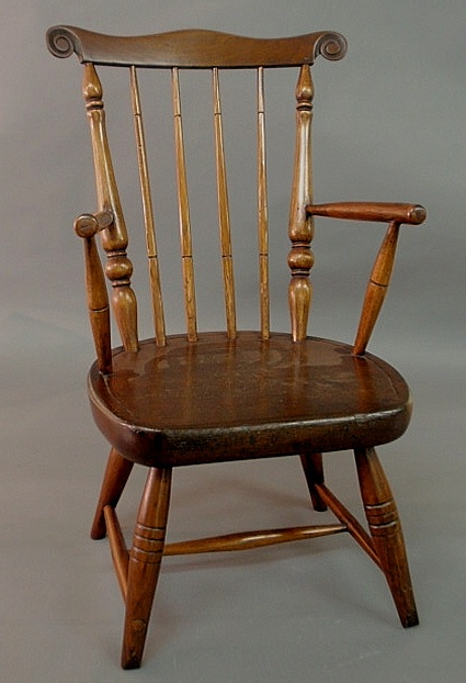 Child's com-back Windsor armchair