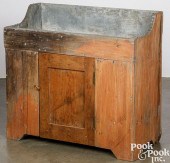 CHILD'S PINE DRYSINK, 19TH C.C