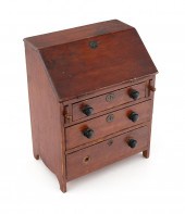 CHILD’S SLANT-LID DESK NEW ENG