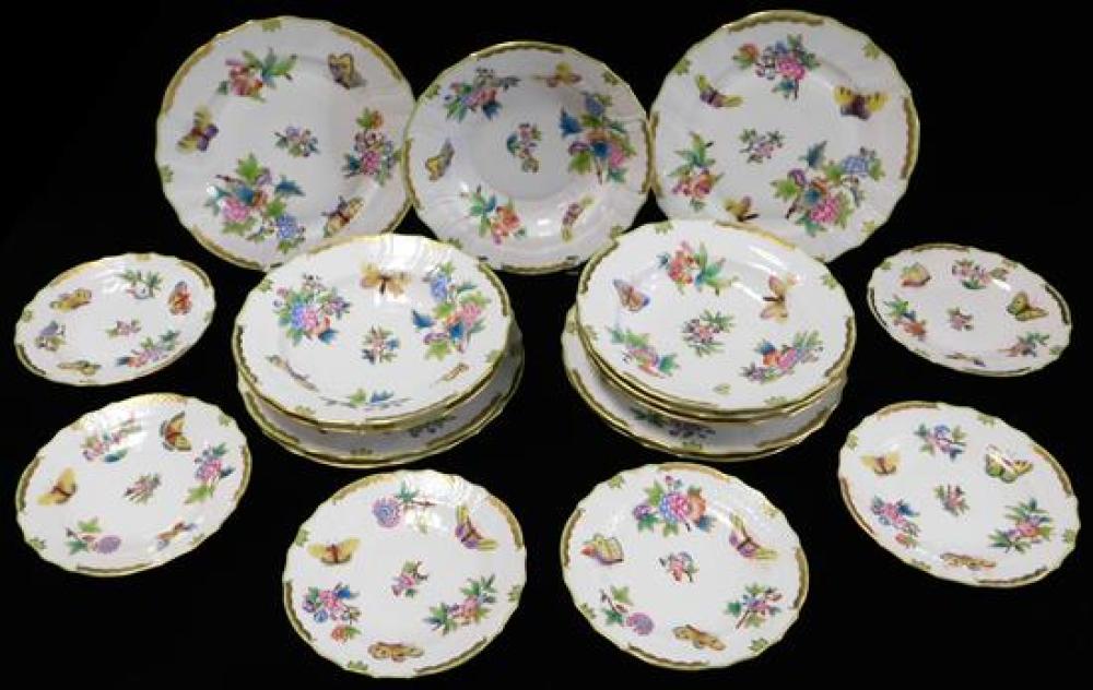 CHINA: HEREND "QUEEN VICTORIA"