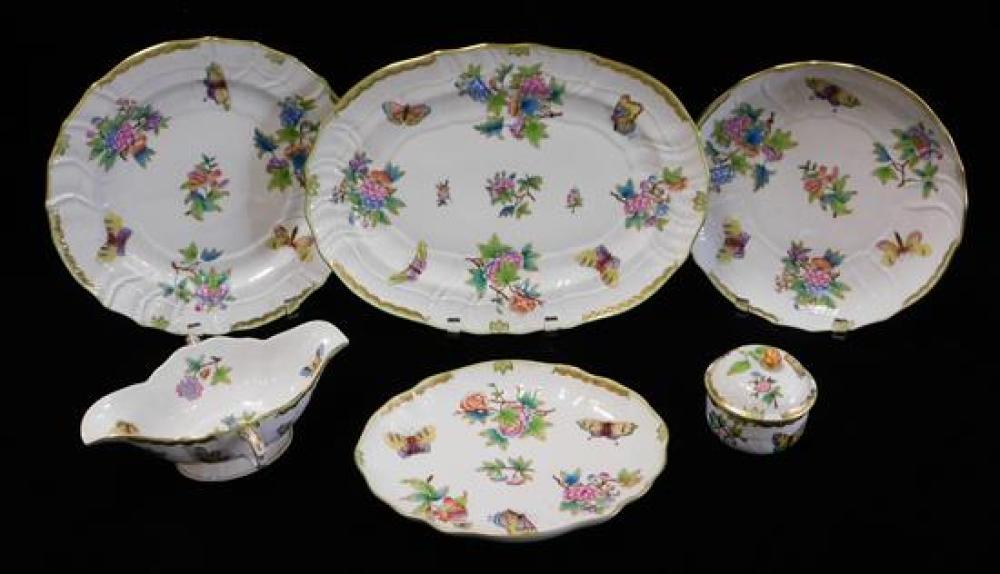 CHINA: HEREND "QUEEN VICTORIA"