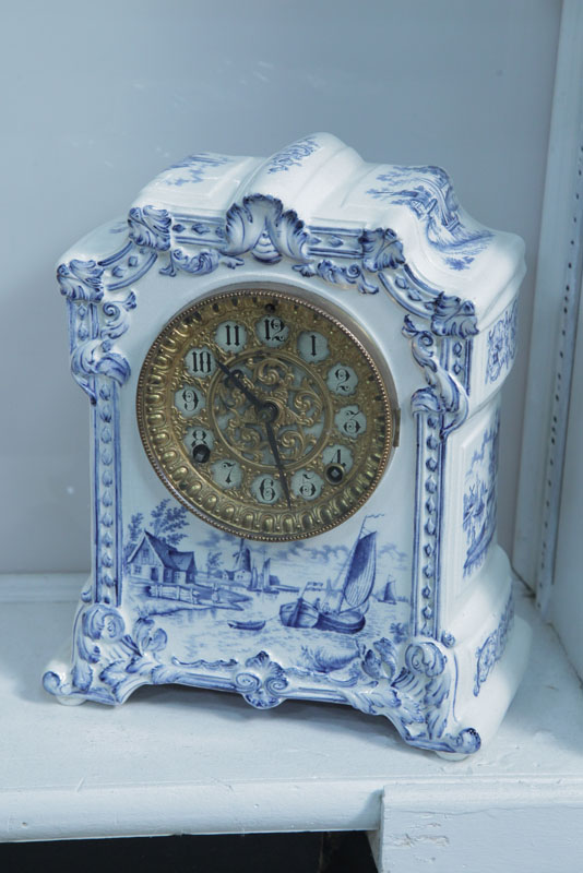 CHINA MANTLE CLOCK. Ansonia