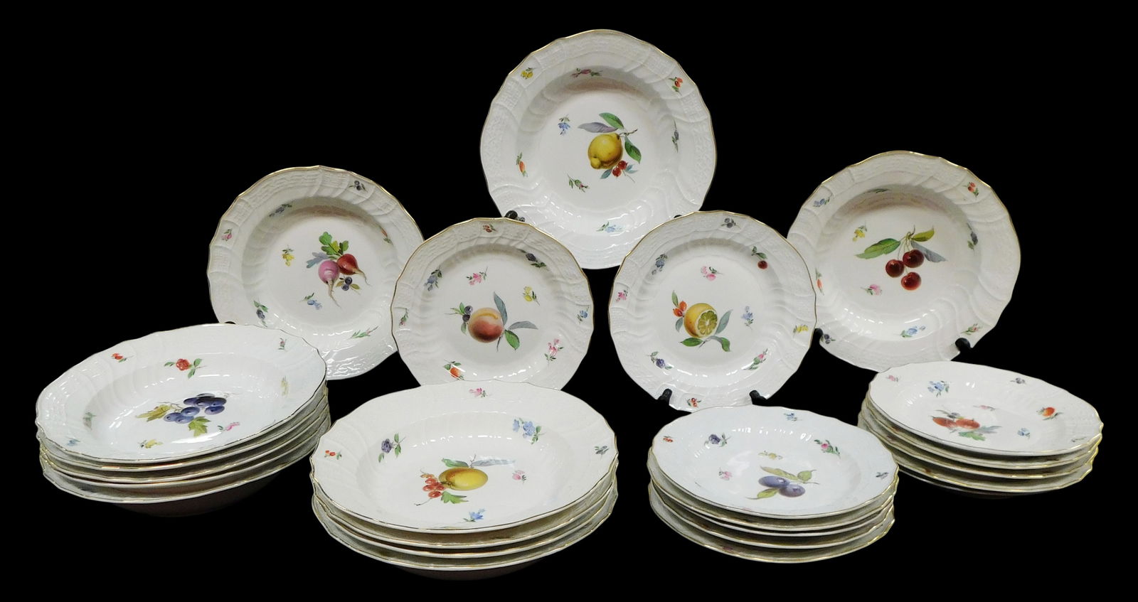 CHINA: MEISSEN HAND-PAINTED