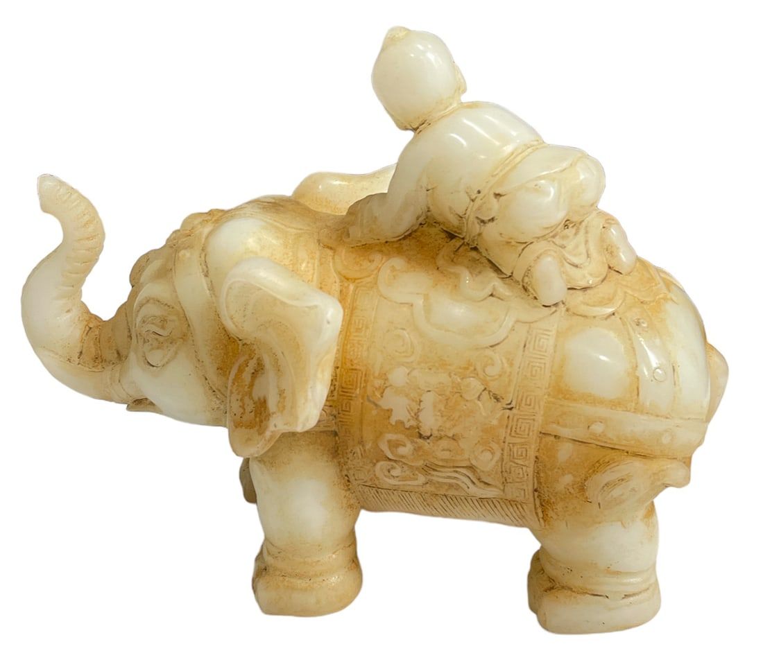 CHINA OLD JADE CARVED TONGZI RIDE