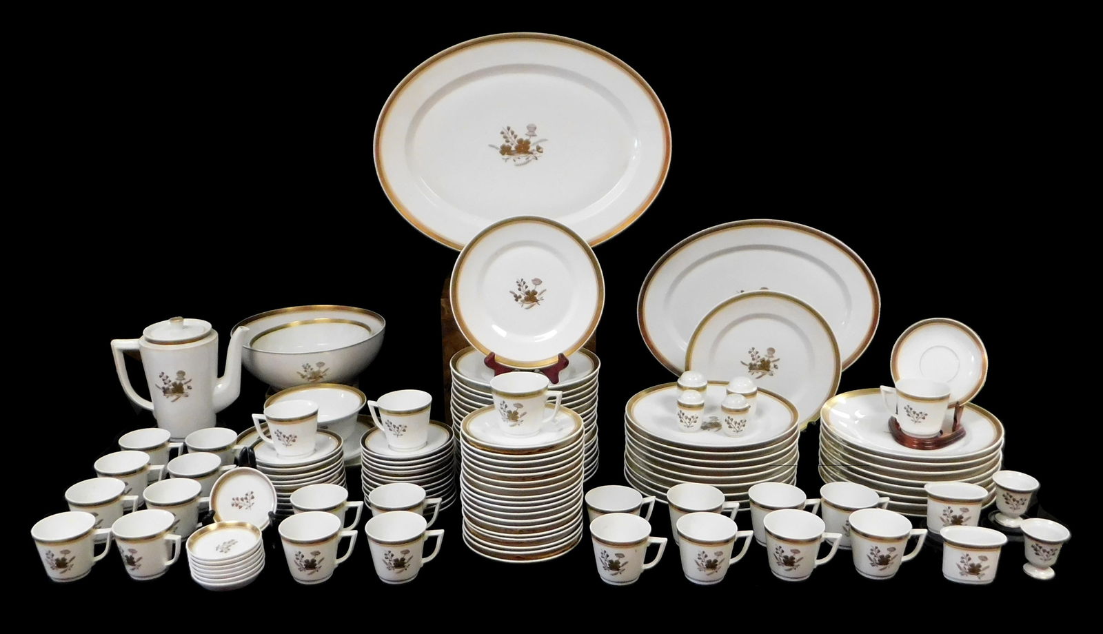 CHINA: ROYAL COPENHAGEN "GOLDEN