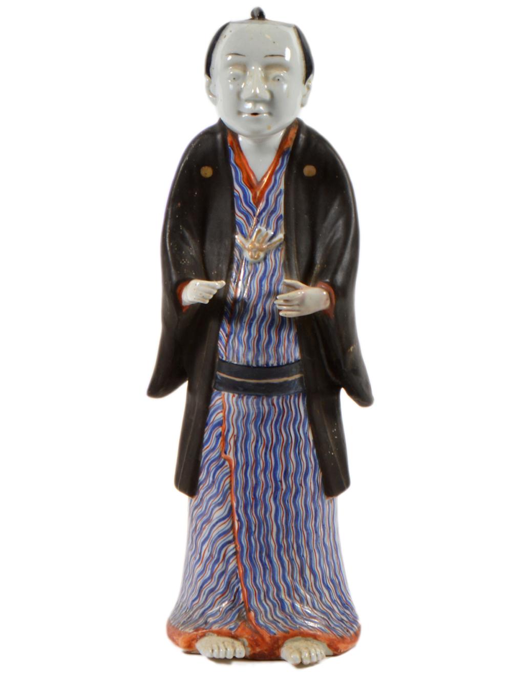 CHINESE 20TH C. PORCELAIN FIGURE OF