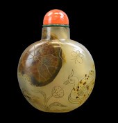 CHINESE AGATE CARVED SNUFF BOT